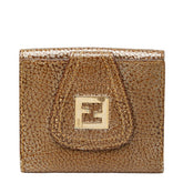 フェンディ 二つ折り財布 ゴールド レザー レディース FENDI 【中古】