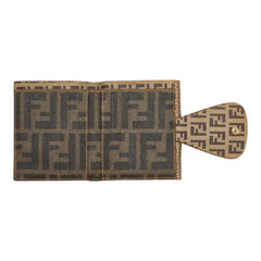 フェンディ 二つ折り財布 ゴールド レザー レディース FENDI 【中古】