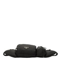 プラダ 三角ロゴプレート ボディバッグ ウエストバッグ ブラック ナイロン レディース PRADA 【中古】
