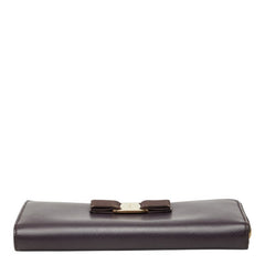 サルヴァトーレフェラガモ ヴァラリボン 長財布 パープル レザー レディース Salvatore Ferragamo 中古