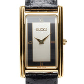 グッチ 腕時計 2600M クオーツ ホワイト文字盤 メッキ レザー レディース GUCCI 中古