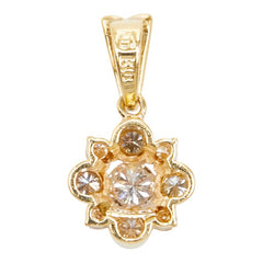 K18YG イエローゴールド ダイヤモンド ダイヤ0.34ct フラワーモチーフ ペンダントトップ ネックレス レディース 中古