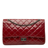 シャネル マトラッセ ダブルフラップ ヴィンテージ チェーン ショルダーバッグ レッド パテントレザー レディース CHANEL 中古