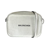 バレンシアガ エブリデイ カメラバッグ ショルダーバッグ ポシェット 552370 シルバー レザー レディース BALENCIAGA 中古