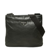 プラダ 三角ロゴプレート 斜め掛け ショルダーバッグ ブラック レザー レディース PRADA 中古