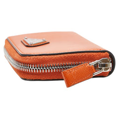 プラダ 三角ロゴプレート コインケース 2MM003 オレンジ レザー レディース PRADA 【中古】