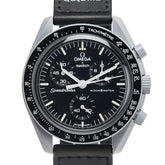 オメガ × スウォッチ スピードマスター ムーンスウォッチ ミッション トゥ ザ ムーン 腕時計 S033M100 クオーツ ブラック文字盤 セラミック ナイロン メンズ OMEGA 【中古】