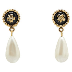 シャネル ラウンド クローバー フェイクパール イヤリング ゴールド ブラック メッキ レディース CHANEL 【中古】