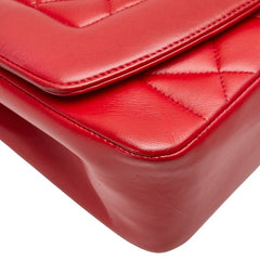 シャネル ダイアナ23 マトラッセ ココマーク ショルダーバッグ レッド ラムスキン レディース CHANEL 【中古】