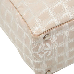 シャネル ニュートラベルライン トートバッグ ベージュ ピンク ナイロン レザー レディース CHANEL 【中古】