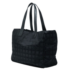 シャネル ニュートラベルライン ココマーク トートバッグ ハンドバッグ ブラック ナイロン レザー レディース CHANEL 【中古】