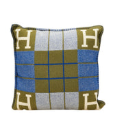エルメス アヴァロンIII PM クッション カーキ マルチカラー ウール カシミヤ レディース HERMES 【中古】
