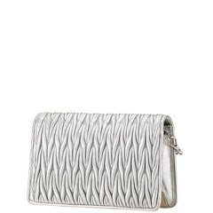 ミュウミュウ マテラッセ チェーン ショルダーバッグ シルバー レザー レディース MIUMIU 【中古】