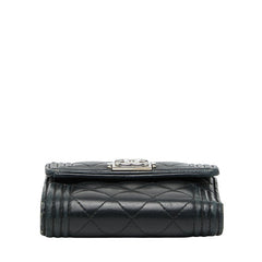 シャネル ココマーク ボーイシャネル 三つ折り財布 ブラック ラムスキン レディース CHANEL 【中古】