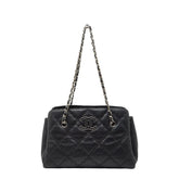 シャネル ハンプトンズ ウルトラステッチ チェーン トートバッグ ブラック ラムスキン レディース CHANEL 中古