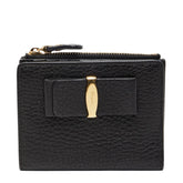 サルヴァトーレフェラガモ ヴァラリボン 二つ折り財布 ブラック レザー レディース Salvatore Ferragamo 中古