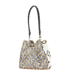 ルイ ヴィトン モノグラム ジャングル ネオノエ ショルダーバッグ M44679 イヴォワール ブラック オレンジ PVC レザー レディース LOUIS VUITTON 【中古】