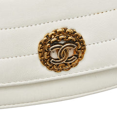 シャネル ココマーク ハーフムーン チェーン ショルダーバッグ ホワイト ラムスキン レディース CHANEL 【中古】