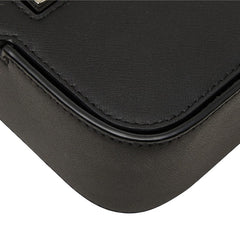 トゥミ Olas 斜め掛け ショルダーバッグ ブラック レザー レディース TUMI 中古