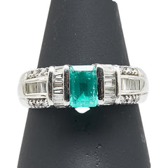 ノーブランド グリーン Pt900 プラチナ エメラルド0.70ct ダイヤ0.75ct リング 指輪 レディース no brand 14.5号 【中古】