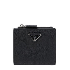 プラダ 三角ロゴプレート 二つ折り財布 2ML049 ブラック レザー レディース PRADA 【中古】