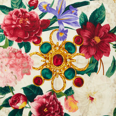 シャネル カメリア グリポア スカーフ アイボリー マルチカラー シルク レディース CHANEL 【中古】