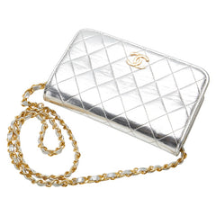 シャネル マトラッセ ココマーク チェーン ショルダーバッグ シルバー レザー レディース CHANEL 【中古】
