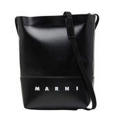 マルニ ロゴ 斜めかけ ショルダーバッグ ブラック レザー レディース MARNI 【中古】