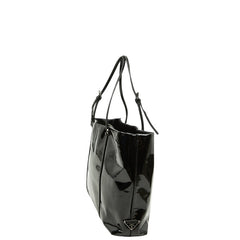プラダ 三角ロゴプレート トートバッグ ハンドバッグ ブラック パテントレザー レディース PRADA 【中古】