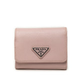 プラダ 三角ロゴプレート サフィアーノ 三つ折り財布 ライトピンク レザー レディース PRADA 中古