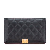 シャネル ボーイシャネル 長財布 ブラック アンティークゴールド金具 キャビアスキン レディース CHANEL 中古