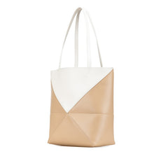 ロエベ パズルフォルドトート ミディアム トートバッグ ペーパークラフト ソフトホワイト シャイニーカーフ レディース LOEWE 【中古】