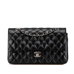 シャネル マトラッセ25 ダブルフラップ ココマーク チェーン ショルダーバッグ ブラック ラムスキン レディース CHANEL 【中古】