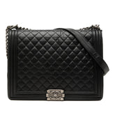 シャネル ボーイシャネル マトラッセ30 ココマーク チェーン ショルダーバッグ ブラック ラムスキン レディース CHANEL 【中古】
