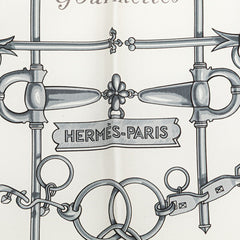 エルメス カレ90 MORS ETGOURMETTES 馬術と鎖 スカーフ ホワイト シルバー マルチカラー シルク レディース HERMES 【中古】