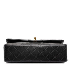 シャネル マトラッセ25 ココマーク ダブルフラップ ショルダーバッグ ブラック ゴールド金具 ラムスキン レディース CHANEL 中古
