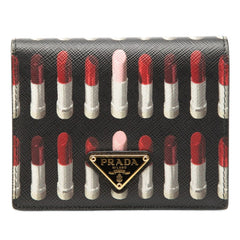プラダ 三角ロゴプレート リップスティック プリント 二つ折り財布 ブラック サフィアーノレザー レディース PRADA 【中古】