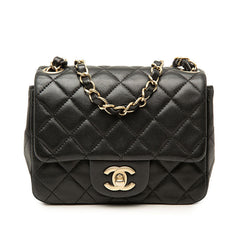 シャネル マトラッセ ココマーク チェーン ショルダーバッグ 斜め掛け ブラック ラムスキン レディース CHANEL 中古