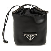 プラダ 三角ロゴプレート ポーチ 巾着バッグ 2TL386 ブラック レザー ナイロン レディース PRADA 中古