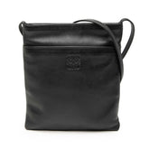 ロエベ アナグラム 斜め掛け ショルダーバッグ ポシェット ブラック レザー レディース LOEWE 【中古】