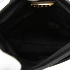 ロエベ アナグラム 斜め掛け ショルダーバッグ ポシェット ブラック レザー レディース LOEWE 【中古】