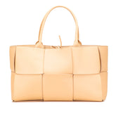 ボッテガヴェネタ マキシイントレチャート アルコ ハンドバッグ トートバッグ ベージュ レザー レディース BOTTEGAVENETA 【中古】