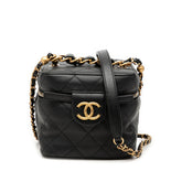 シャネル マトラッセ ココマーク チェーン ショルダーバッグ バニティバッグ ブラック ラムスキン レディース CHANEL 【中古】