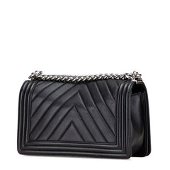 シャネル ボーイシャネル25 ココマーク Vステッチ シェブロン 斜め掛け チェーン ショルダーバッグ ブラック ラムスキン レディース CHANEL 【中古】