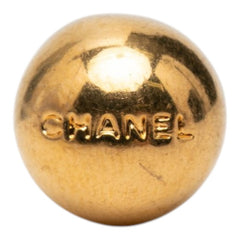 シャネル ロゴ ピアス ゴールド メッキ レディース CHANEL 【中古】