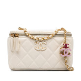 シャネル マトラッセ ココマーク バニティバッグ ショルダーバッグ ホワイト ラムスキン レディース CHANEL 中古