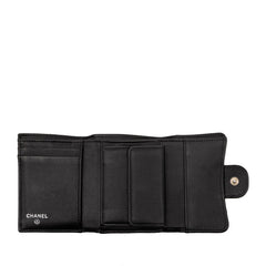 シャネル ココマーク マトラッセ 三つ折り財布 ブラック ラムスキン レディース CHANEL 【中古】