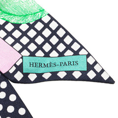 エルメス ツイリー Cavalier en Formes スカーフ ネイビー マルチカラー シルク レディース HERMES 【中古】