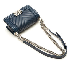 シャネル ボーイシャネル Vステッチ ショルダーバッグ ブルー ラムスキン レディース CHANEL 【中古】