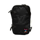 ルイ ヴィトン 3Dモノグラム ダブル フォンポーチ ショルダーバッグ M80141 ブラック ナイロン レディース LOUIS VUITTON 中古
